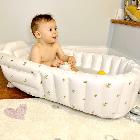 baignoire bébé gonflable jolie